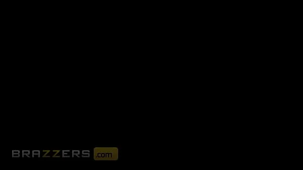 (Kyle Mason) Is A Lazy College Student And His New Stepmom (Sybil Stallone) Wont Have His Attitude - Brazzers
