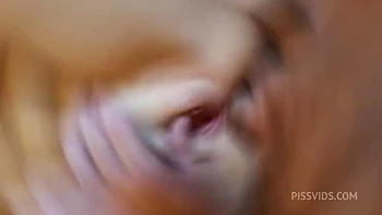 Rebecca Volpetti Piss In Mouth & Deep Anal Fuck By Tourist [Wet