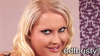 The grand pumbas of all tits