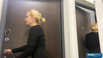 The Luckiest Delivery Guy - Lolipop & Mark Pirson