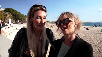 Liz, 27, has a patience problem... - Jacquie et Michel TV