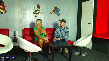 Curvy Blonde Housewife Kiki Gets Fucked On The Couch