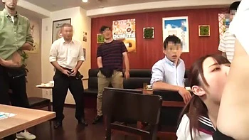 06587,Sensual play of Asian beauty