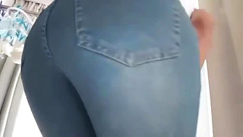 095-youth-with-areare-ulu