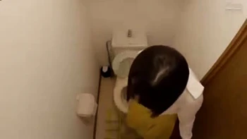 06406,A bitch is fully exposed during sex!