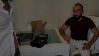 Jade and Leila, a shock duo! - Jacquie et Michel TV