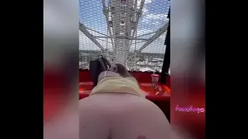 Slut get fucks in public on the Ferris wheel