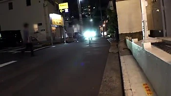 綺麗なお姉さんがスロー愛撫で感度高まり激しい手マンでパイパン濡れ濡れ