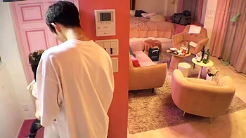 Hカップの巨乳美女が乳首愛撫されてキス、ネットリフェラのラブラブエッチ