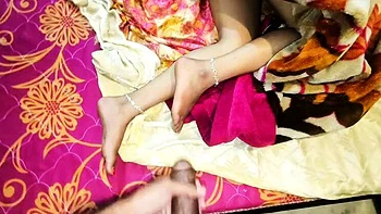 Pushyqueen & Priyaqueen Deep Throat Sucking Hard - Hot Indian Girl Big Natural Tits