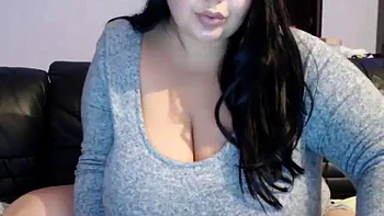 Plump Sexy Slut: Big Tits, Big Ass  Masturbation Porn