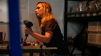 Kim Cums - Kim Cums at Work: Blowjob, Doggy  Licking Porn