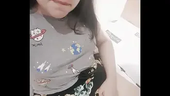 Cute petite girl records a video masturbating - Hana Lily