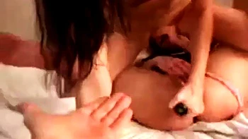 Hand Mangement ft. Mya  Missy: Bongacams, Lesbian  Fisting Porn