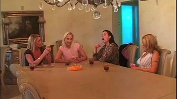 Brunette milf fucking like its her last time