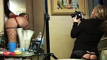 Mozenrath Presents - Kelly Leigh Fucks Her Friends  Sabrina Blonde: Brunette, Lesbian  Vintage Porn