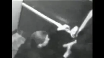 Quarentona portuguesa Susana faz broche ao patrï¿½o no elevador