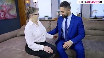 Granny Petra gets her pussy eaten and fucked hard until cumshot