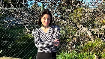 Luna, her big breasts are a deadly weapon! - Jacquie et Michel TV