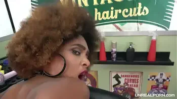 UNREAL PORN - Hairdresser