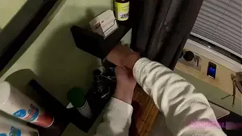 Hot babe Sexydea get a special massage treatment at a spa