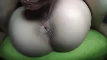 Gallon of cum flows out of pussy. Hot sex close up