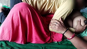 Desi Village Teen Girl Legs Up Orgasm - Homemade Hindi Sex with Cumshot