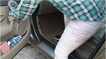 Alicewetting - I Cant Stop Wetting My Jeans In The Car Again! Oops ;)