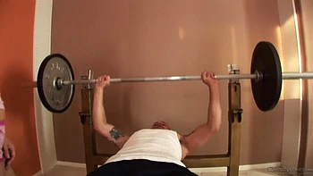 Blonde Babe Gets Turned On By His Gym Buddy With Lexi Belle