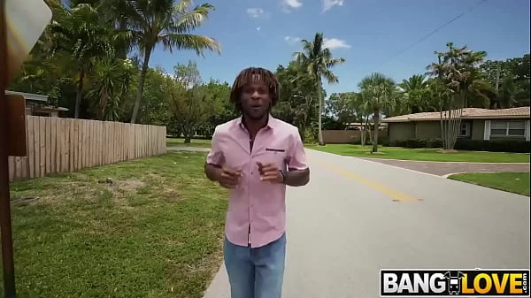 Ebony Mystique Squirting on thy Neighbor
