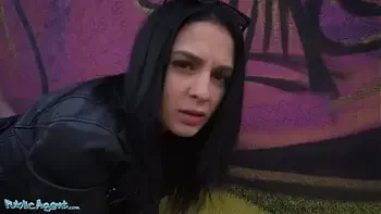 Public Agent Mia Trejsi fucks Her Pussy With a Dildo