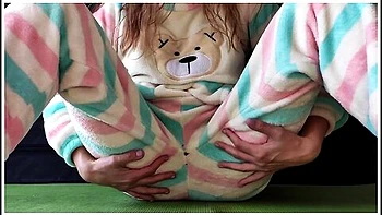 Schoolgirl With Small Tits In Pajamas Masturbate Pussy And Squirting Orgasm