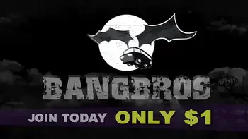 BANGBROS - Curvy Cuban Babe Julianna Vega Getting Dicked Down By Sean Lawless