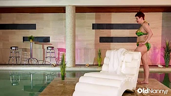 Busty MILF Lisa Pinelli In An Intimate Solo Scene