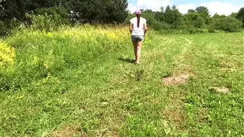 Ride bicycles to nature and I fucked her doggy style