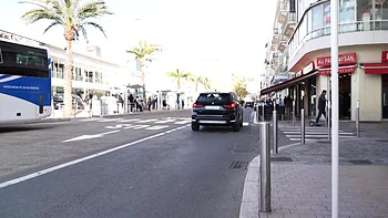 Alexandra, 30 years old, language teacher! - Jacquie et Michel TV