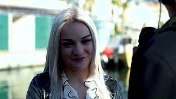 Skyla and the gang-bang, a great story... - Jacquie et Michel TV