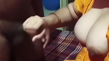 Indian Village Girl Enjoy Couple Sex