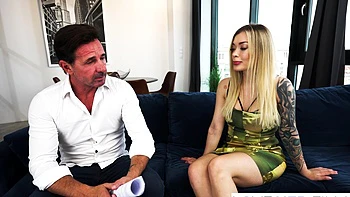 Blonde Hottie Misha Maver Gets Her Feet Worshipped Before Sex