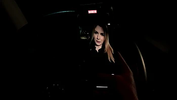 Nelly takes the bus of vice! - Jacquie et Michel TV