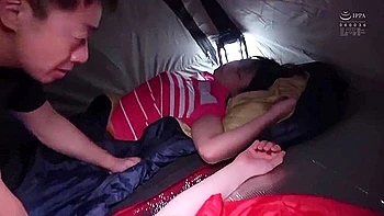 Peeping Women... Duo Camp Haa... Its A Hit 2!