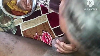 Desi Bhabhi Ne Daru Pikar Chudai Karne Di