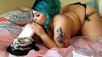 Bbw belly stuffing 2: Bongacams  Fetish Porn