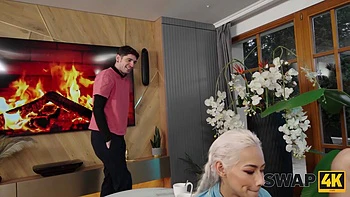 Two Hot Women And One Frozen Man - Vip4k