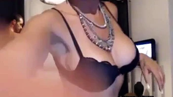 Intense Brunette Girlfriend: Blowjob, Amateur  Webcam Porn