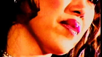 Hot babes screwing cunt with dildo