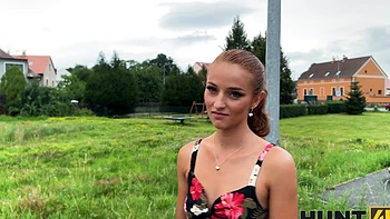 Hot czech couple Lucianna Lucci and Steve Q making love in car