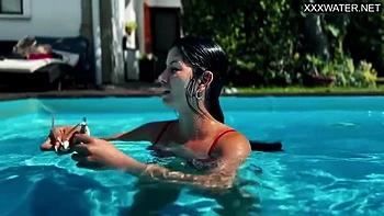 Yenifer Chacons Latina Underwater Nude Swim