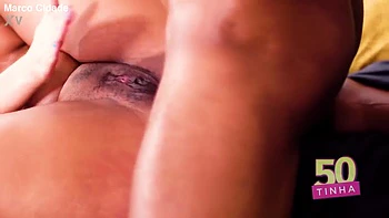 Vitoria Beatriz Sexy Street Girl