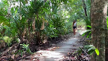 These girls are not afraid of anything!